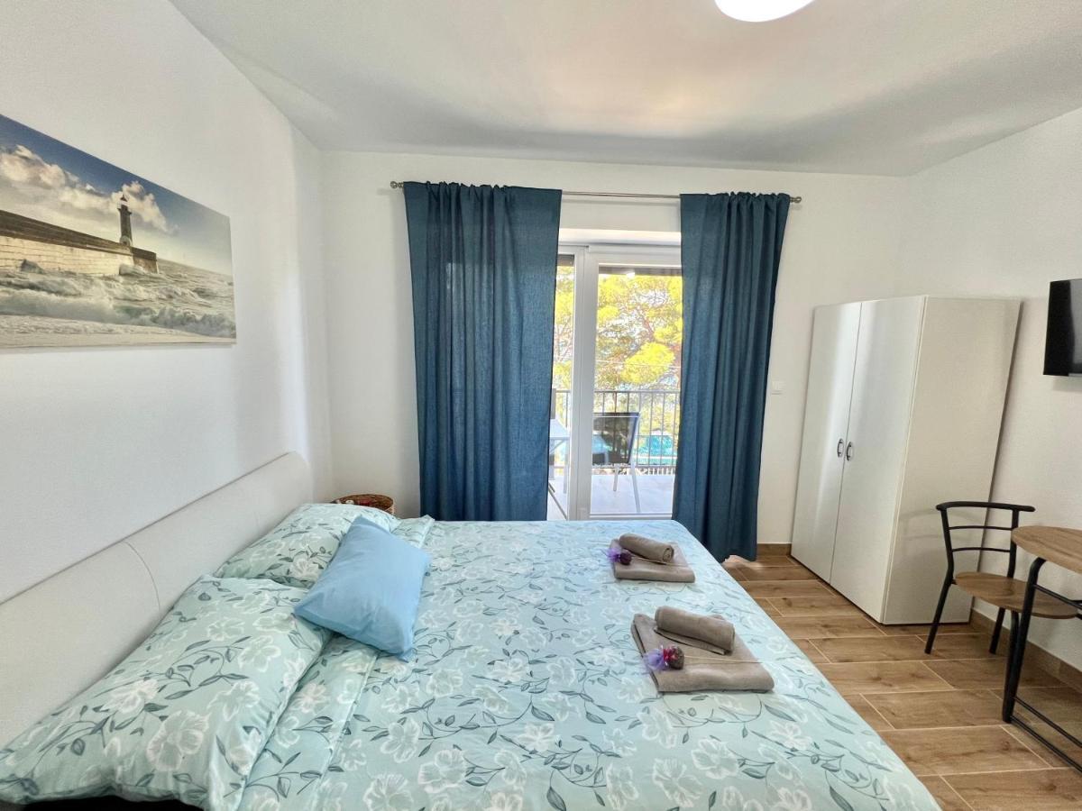 Fantasia Del Mare Apartment And Rooms Dramalj Eksteriør bilde
