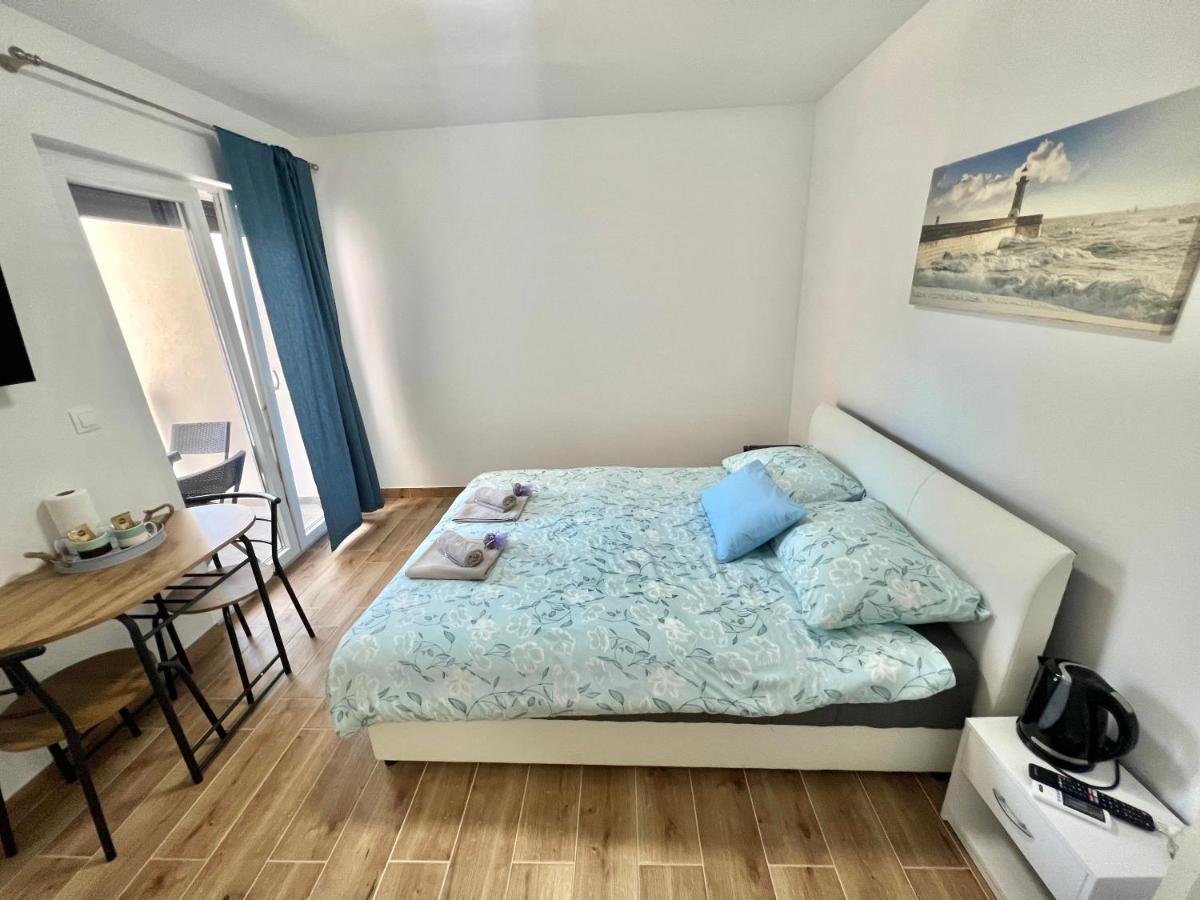 Fantasia Del Mare Apartment And Rooms Dramalj Eksteriør bilde